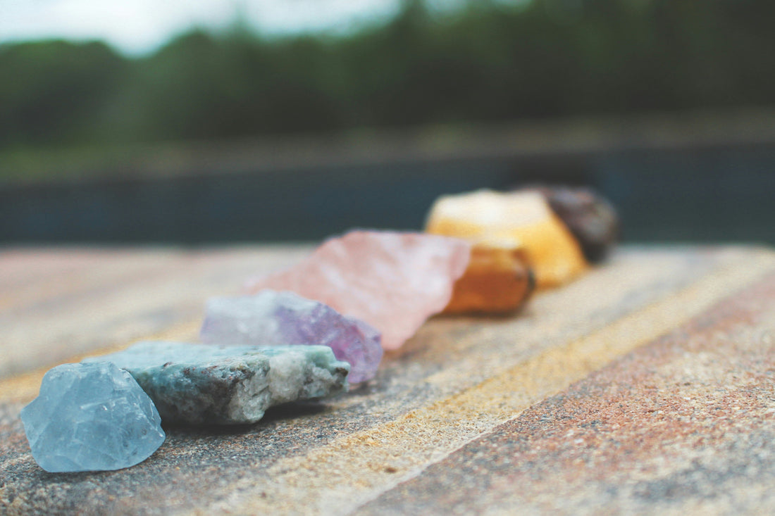 How to Choose the Right Crystal Candle for Your Intention
